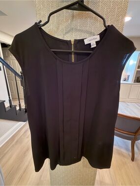 Calvin Klein Black Pleated Sleeveless Shell Top - Size M